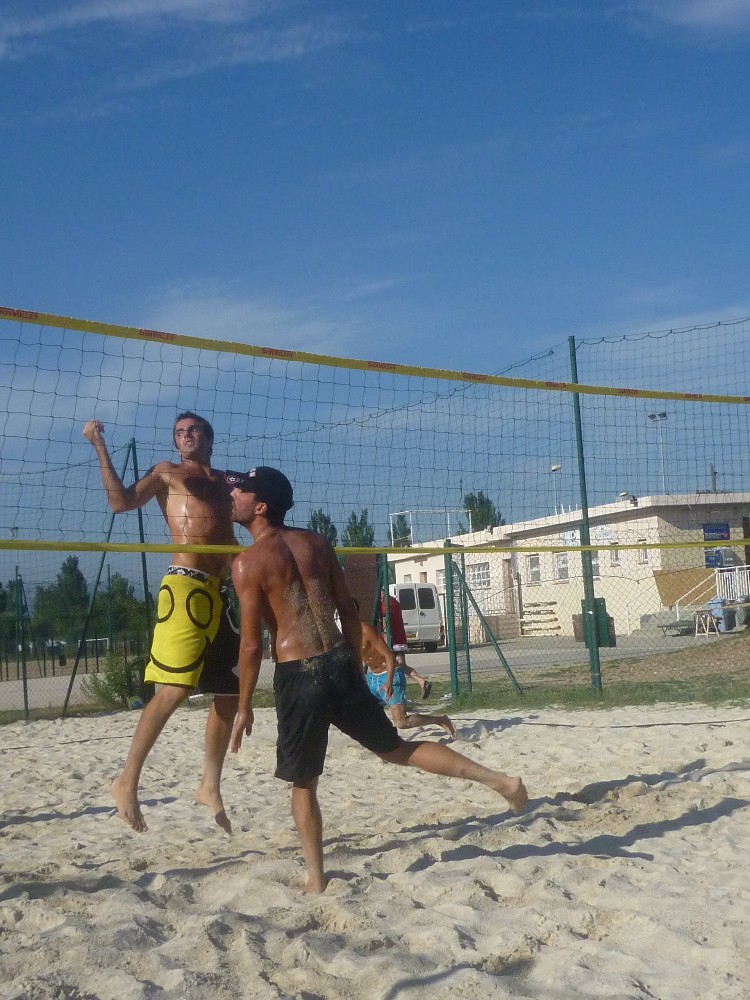 gal/saison 2009-2010/second_tournoi_beach/P1040703.JPG